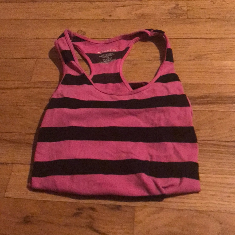 Strechy tank